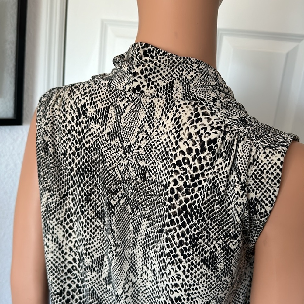 Beautiful Michael Kors Python Print Sleeveless Dr… - image 4